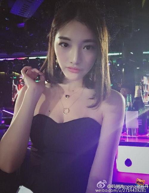 国产美女直播,魅力绽放,网络新风尚